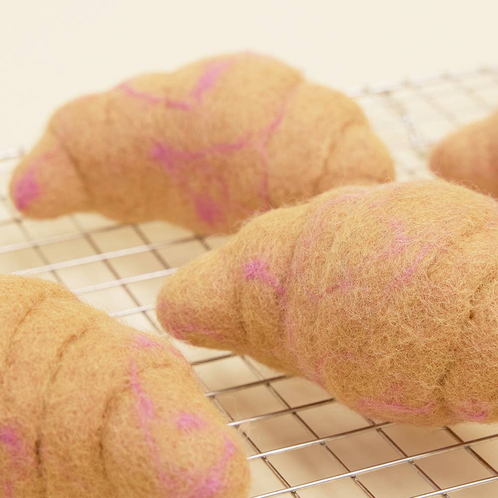 WOOL CROISSANT