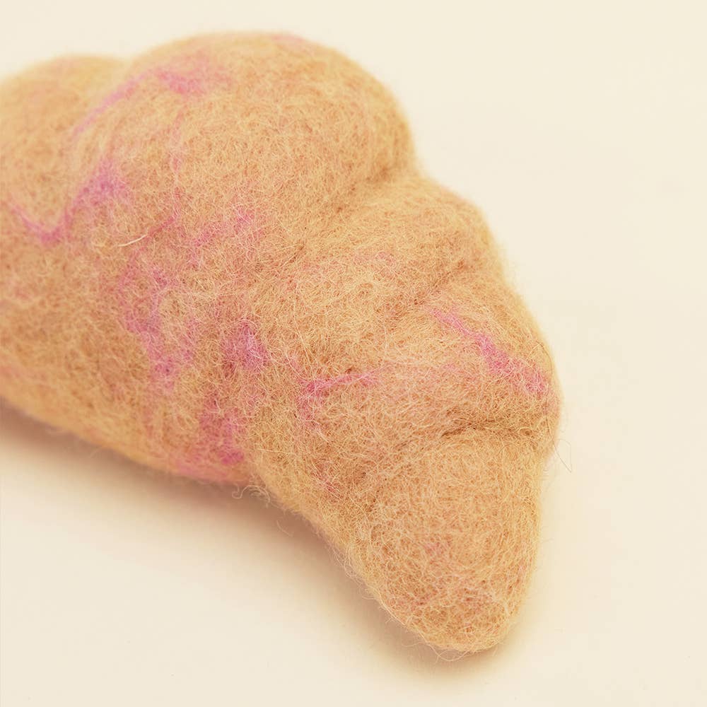 WOOL CROISSANT