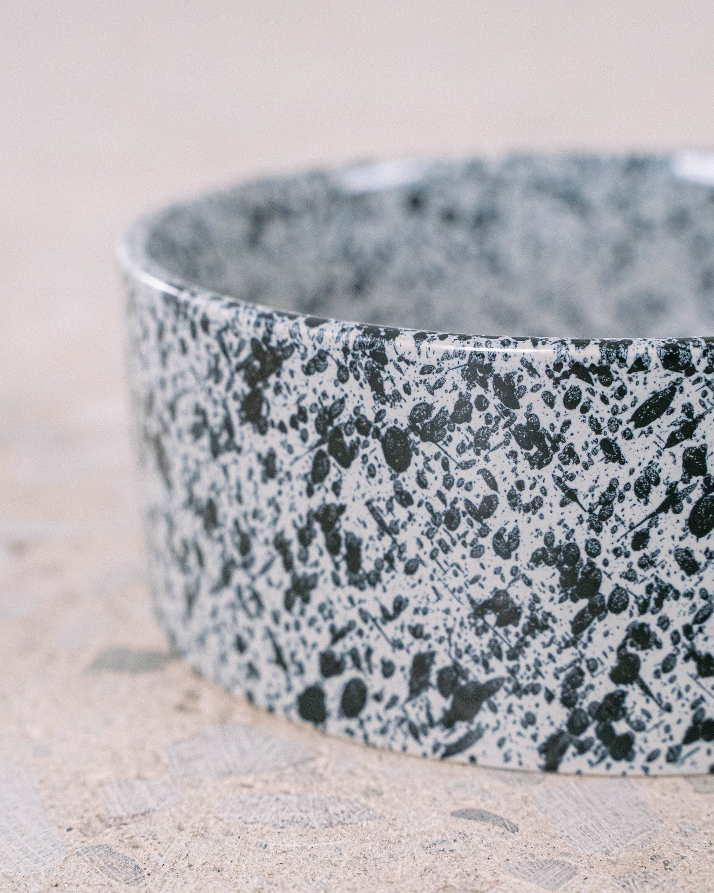 Salt & Pepper Ceramic Dog Bowl: 8 Inches