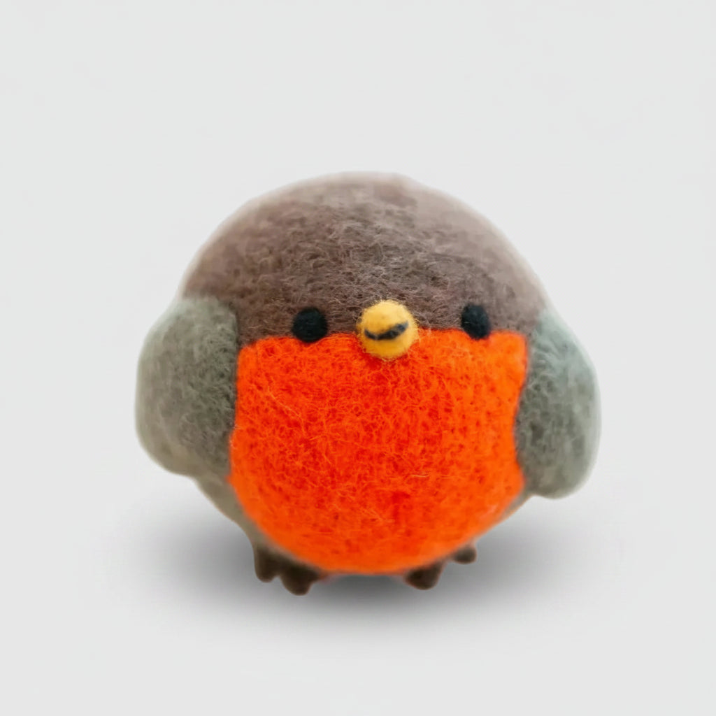 ROBIN BEASTBALL WOOL TOY