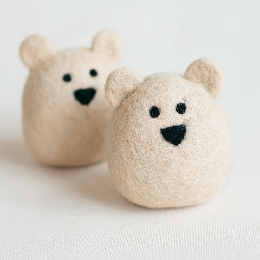 WOOL POLAR BEAR
