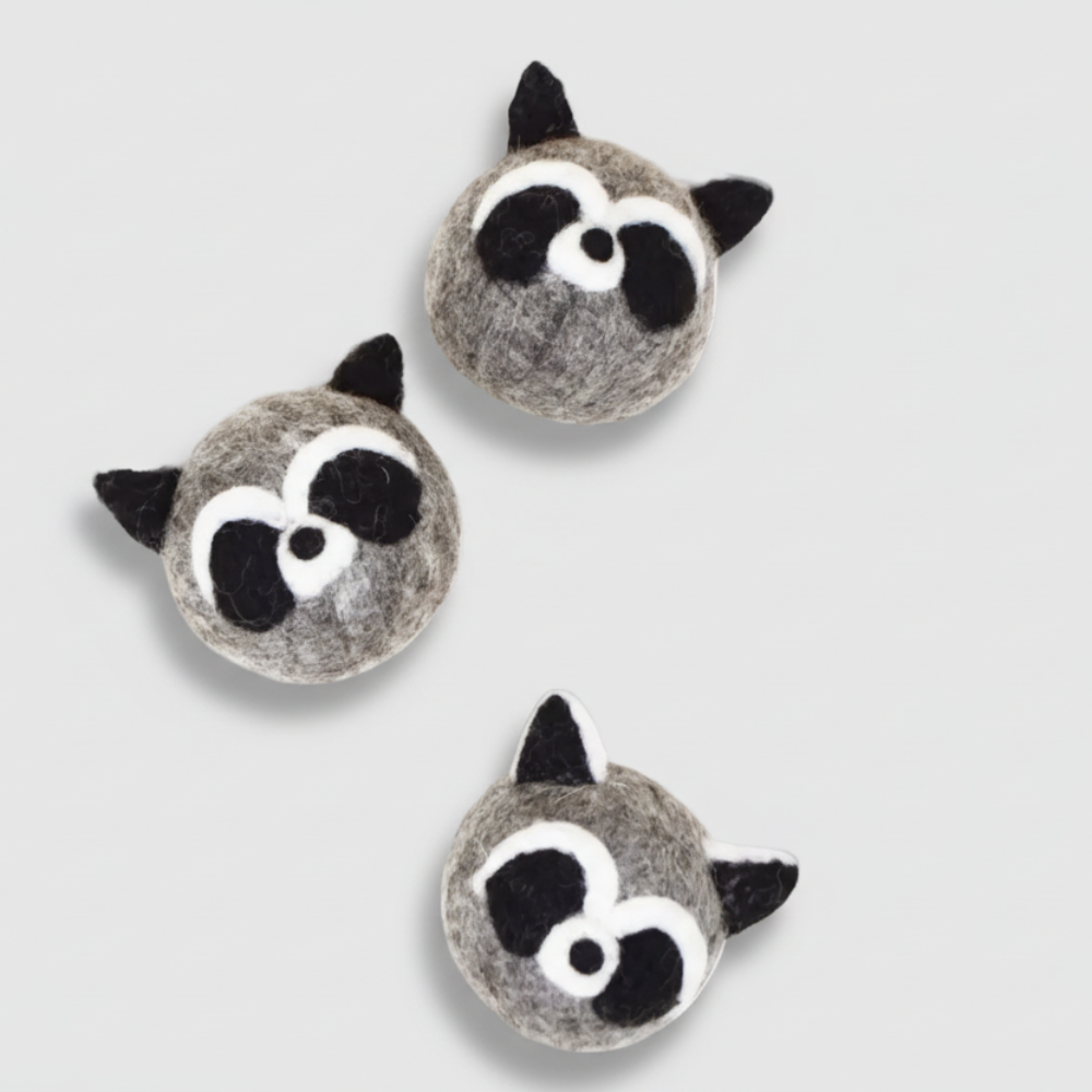 RACCOON WOOL BALL