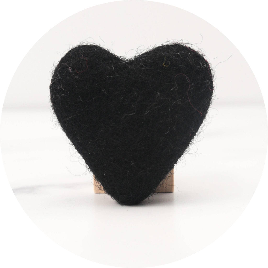 WE HEART COLLAR ACCESSORY