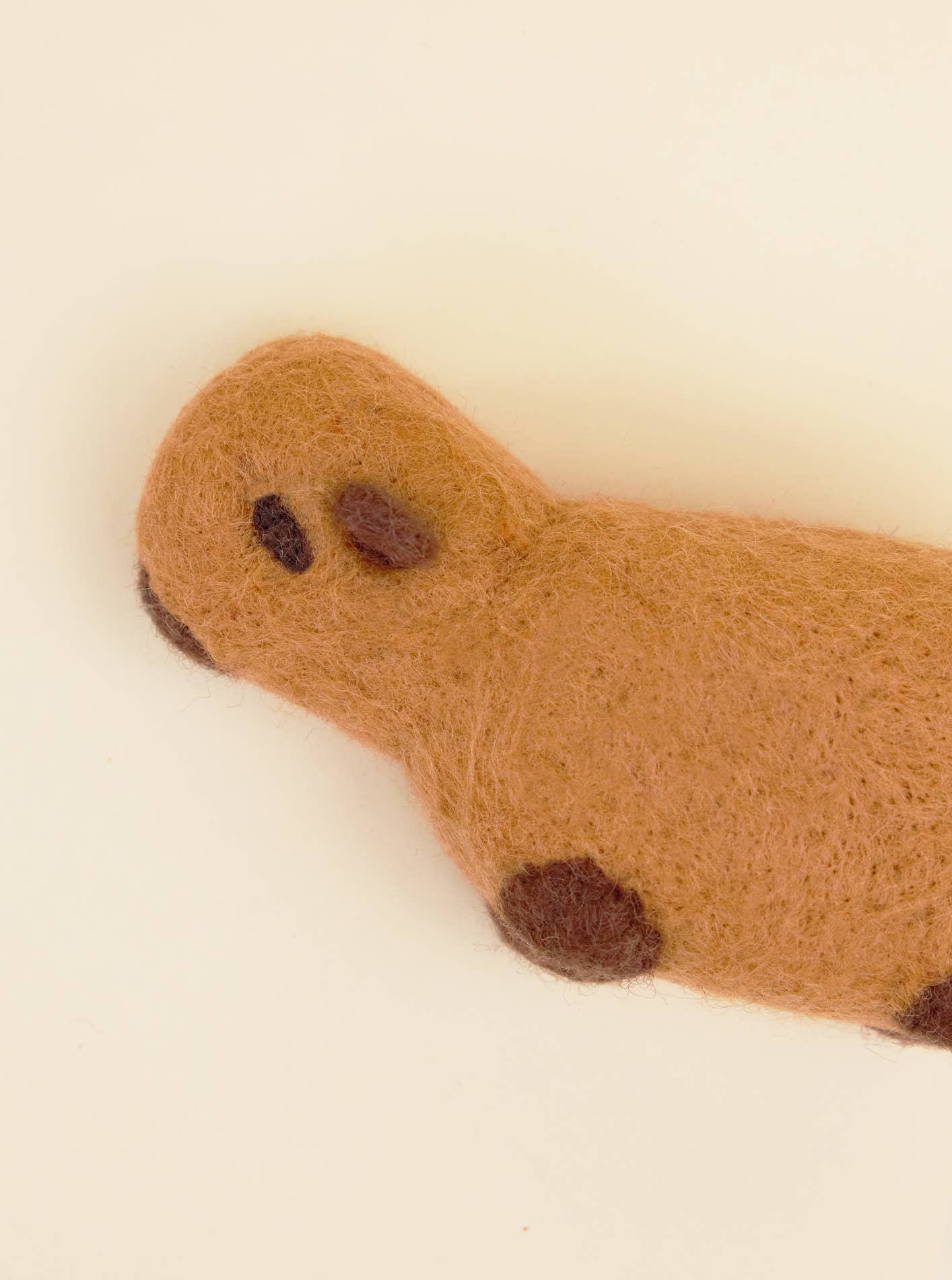 WOOL CAPYBARA: Large